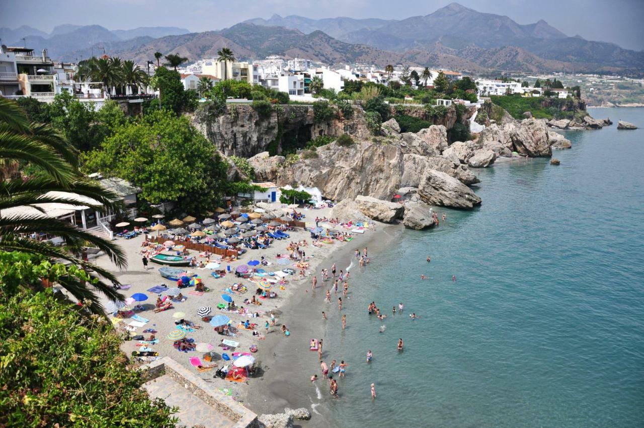 Apartamento Yaiza Nerja Luaran gambar